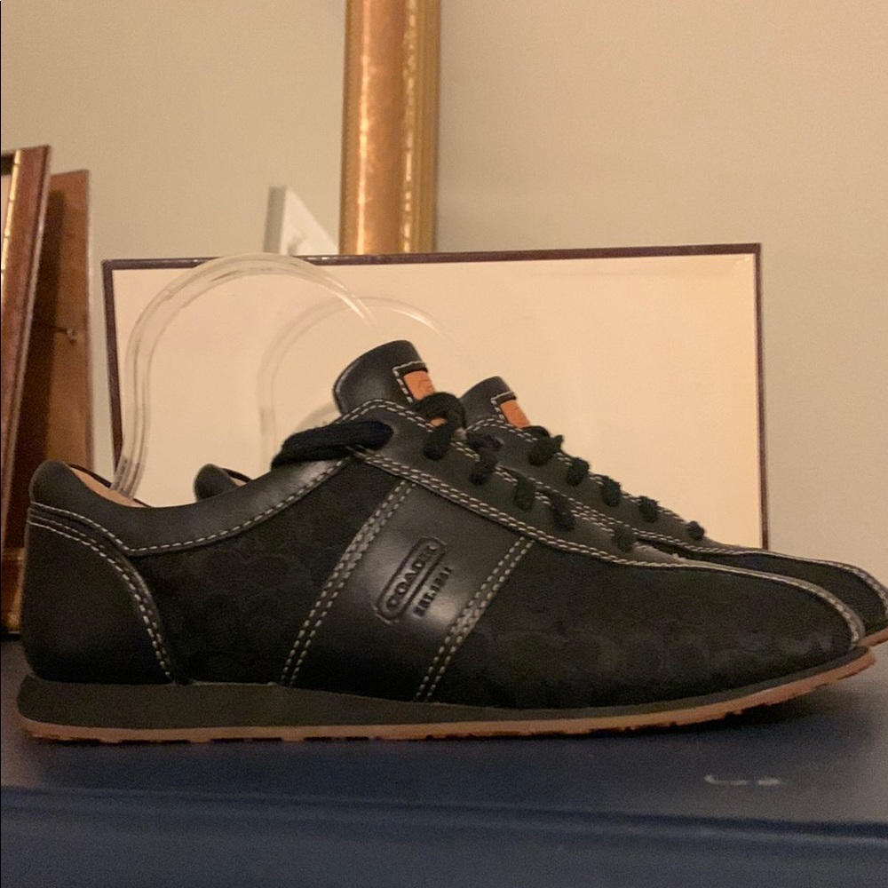Coach - Noella Retro Black Sneakers - Picture 10 of 12